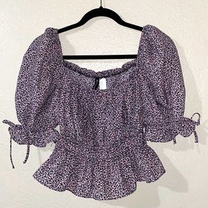 Never been worn, still has the tags